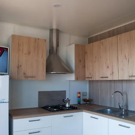 Grotta Del Saraceno 公寓式酒店 3*