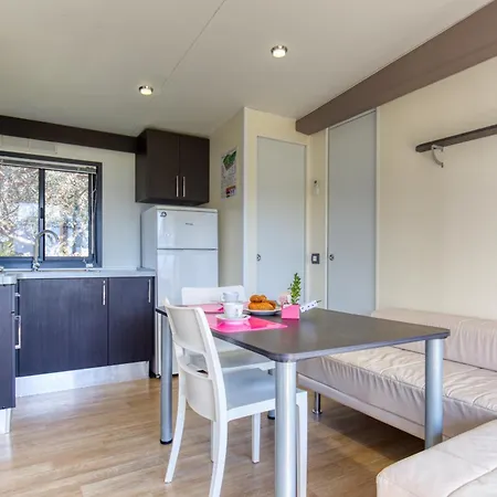 Grotta Del Saraceno 公寓式酒店 3*