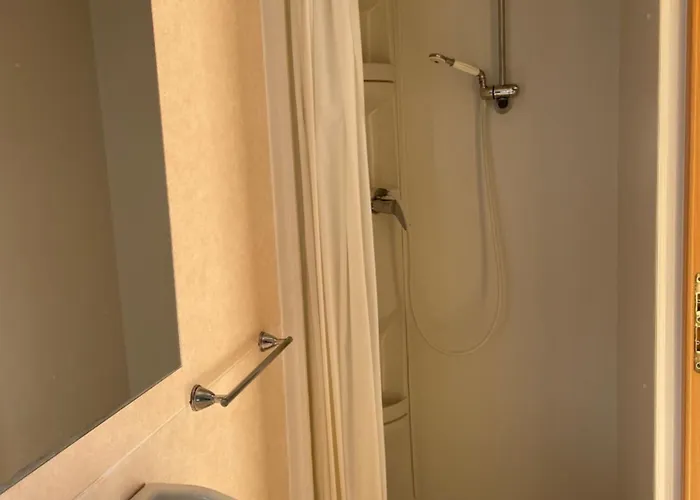 Grotta Del Saraceno 3*