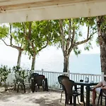 Grotta Del Saraceno 3*