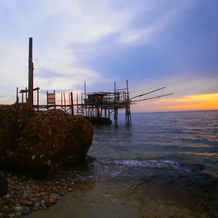 Grotta Del Saraceno 3* Vasto