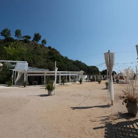 Ξενοδοχείο με διαμερίσματα Grotta Del Saraceno Vasto
