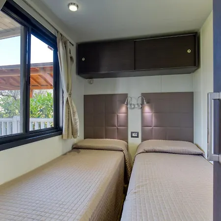 Grotta Del Saraceno 3*