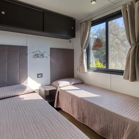 Grotta Del Saraceno 3* Vasto