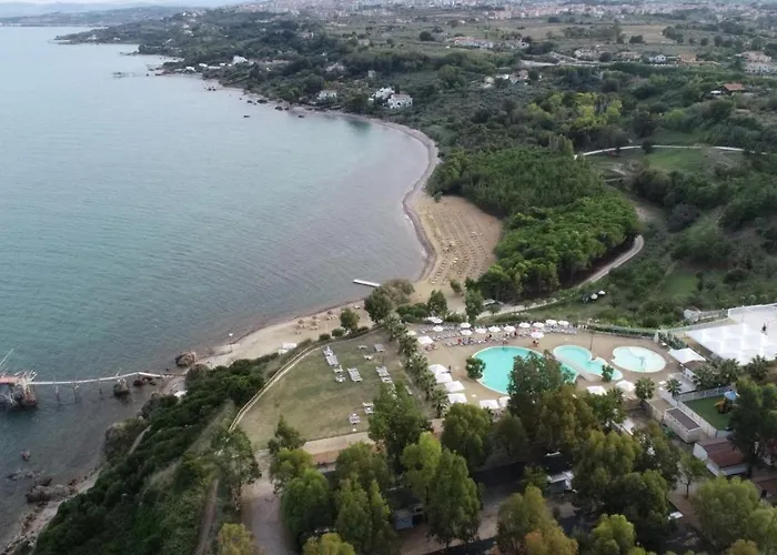 Lägenhetshotell Grotta Del Saraceno