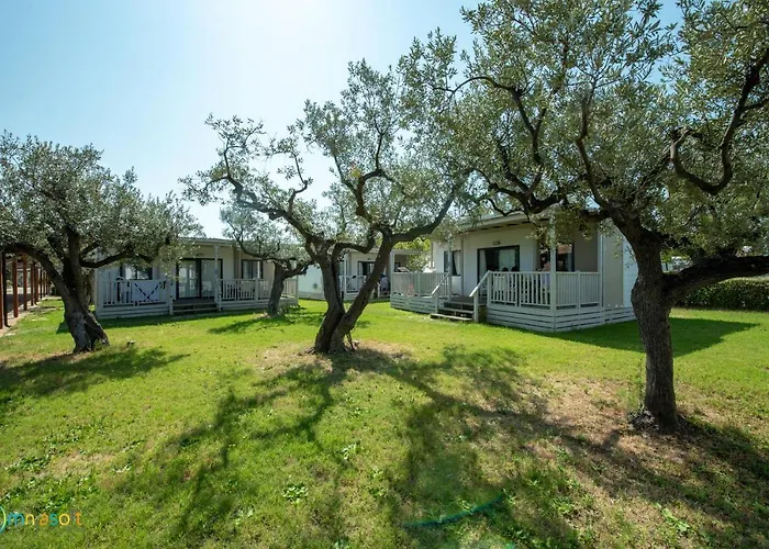 Grotta Del Saraceno Aparthotel Vasto