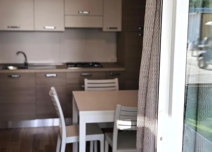 Grotta Del Saraceno Lägenhetshotell Vasto