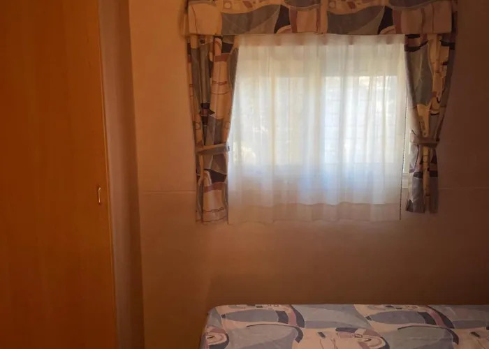 Grotta Del Saraceno Lägenhetshotell Vasto