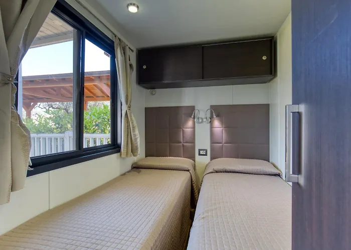 Grotta Del Saraceno 3*